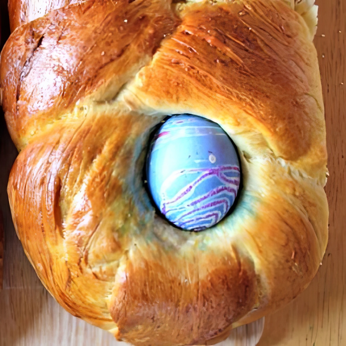Try to make and do this Greek Easter Bread for a fun Easter hunt this weekend!