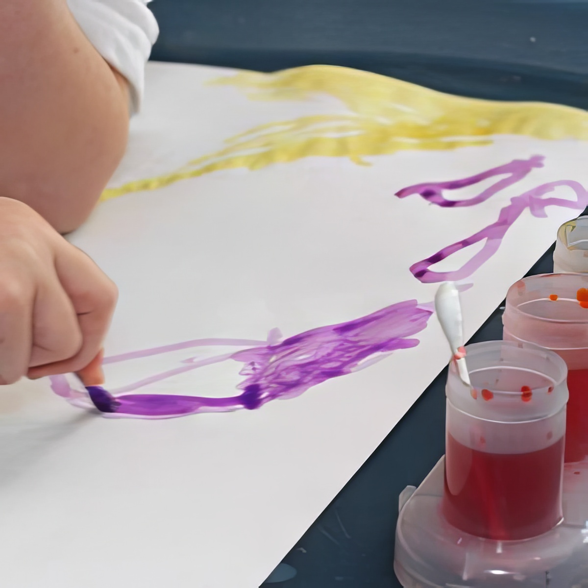 q-tip rainbows, fun art activities for 2-year-olds, toddler fun arts and crafts
