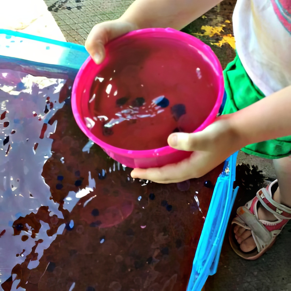 sand water beads as sensory bins for preschoolers