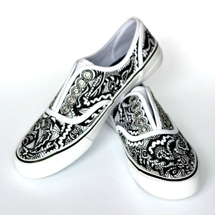 DOODLE SHOES, Cool Upcycled Sneaker Ideas