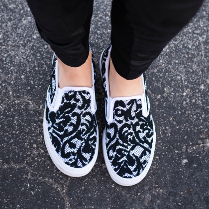 LACE SHOES, Cool Upcycled Sneaker Ideas