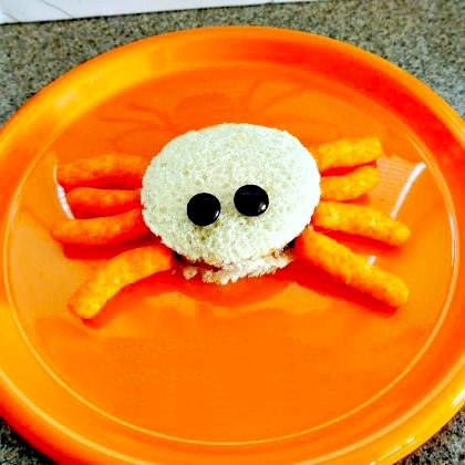SPIDER SANDWICH, 25 super silly snack ideas, snack ideas for kids, kids snacks, healthy food, creative snack ideas, cute snacks