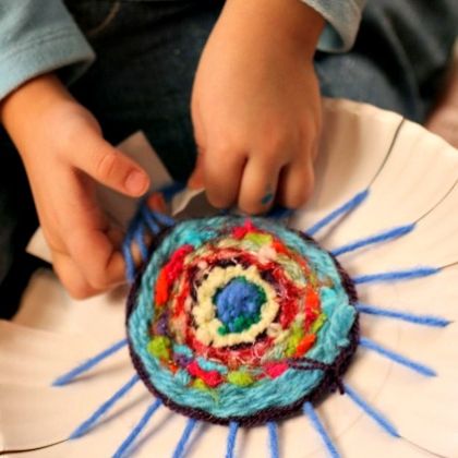 coasters-to-weave, Super Easy Yarn Crafts For Kids