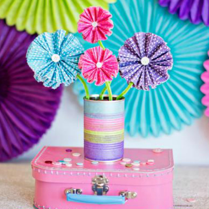pinwheels-Cupcake Liners-craft-play-ideas-for kids-of-all-ages-easy-diy