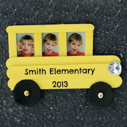 School Bus Popsicle Picture Holder for kids!