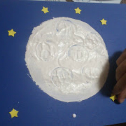 easy moon art, Space Crafts, Inspiring Space Crafts For Kids, space, astronauts, flying, outer space crafts