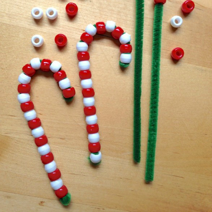 pipe cleaner candy canes, Candy Cane Crafts, winter crafts, snow activities. snowflake projects, winter activities for kids, Christmas crafts, Christmas projects