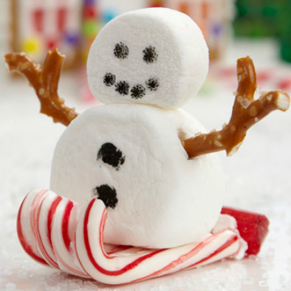 snowman sleigh, Candy Cane Crafts, winter crafts, snow activities. snowflake projects, winter activities for kids, Christmas crafts, Christmas projects