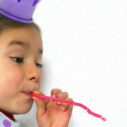 Pink Straw party noise makers. Fun Straw Party Whistle. New Year Party Idea