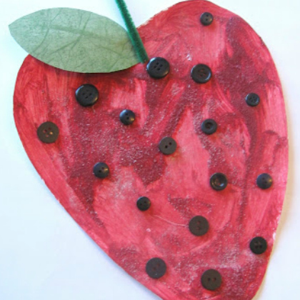 scented button strawberry-DIY-for-preschoolers-andkids-of-all-ages