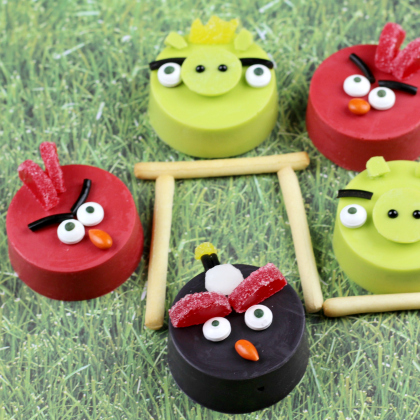 Angry Bird Cookies, 25 Awesome Angry Bird Crafts and Activities Featured, angry birds, crafts for kids, fun crafts, angry birds themed party, angry birds ideas