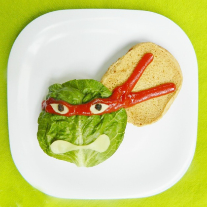 TMNT burgers, 25 Totally Tubular Ninja Turtle Crafts and Snacks Featured, cartoon-inspired crafts, cartoons, ninja turtles, fun crafts for kids