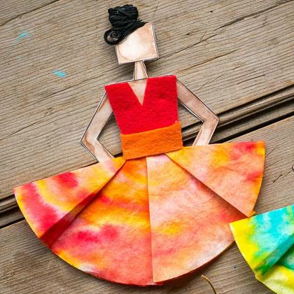 carnival dancers, 25 Beautiful Brazil-Inspired Crafts For Kids, Brazil crafts, country inspired crafts, country-themed projects. kids crafts country