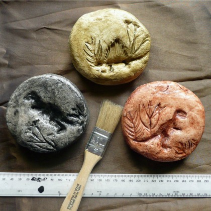 painted fossils, 25 Fun Fossil Ideas For Kids, fossil activities, fun activities, dinosaur crafts, paleontology, science ideas