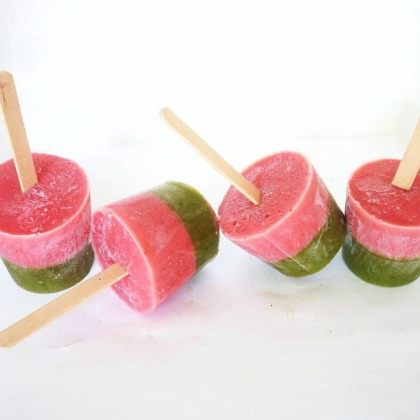 strawberry banana spinach, Mid-Summer Homemade Popsicles For Kids
