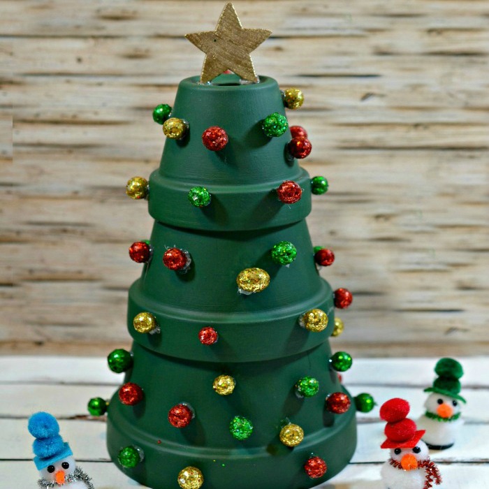 pot christmas tree, Christmas tree, Christmas tree crafts for kids, Christmas tree ideas, simple Christmas tree ideas, winter activities, winter crafts, how to make simple Christmas tree