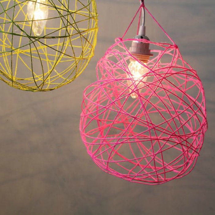 DIY Colored Yarn Lanterns For Kids Room