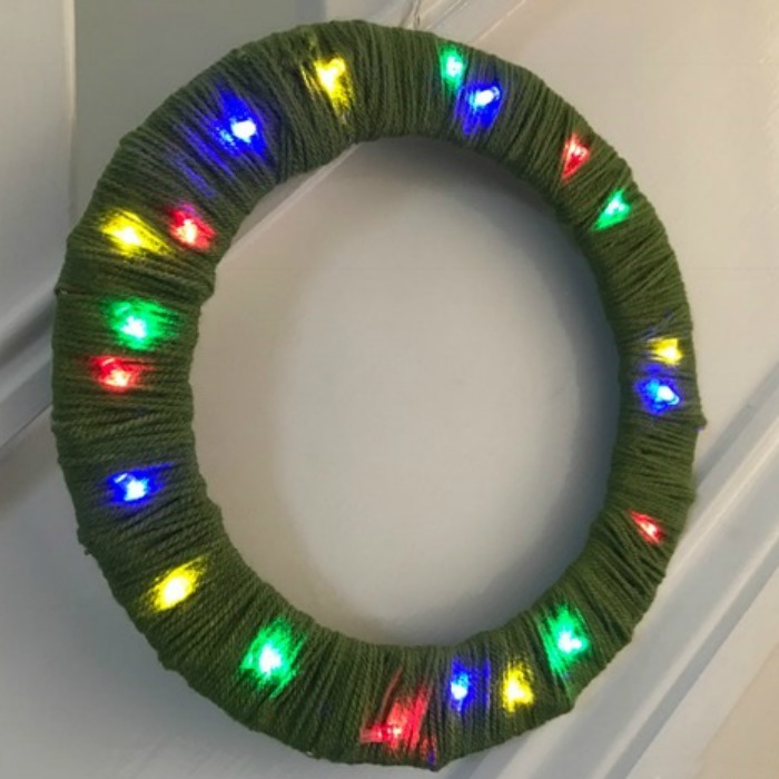lights and yarn wreath, Cool Winter Wreath Crafts For Kids