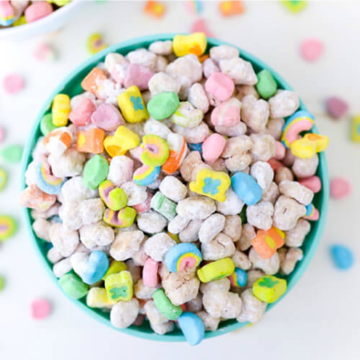 Lucky Charms Muddy Buddies for kids!